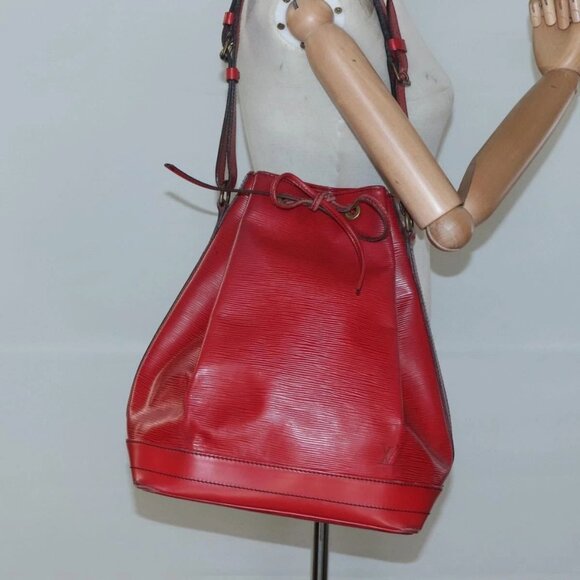LOUIS VUITTON Epi Noe Shoulder Bag Red M44007 LV Auth 127203 - Picture 3 of 16